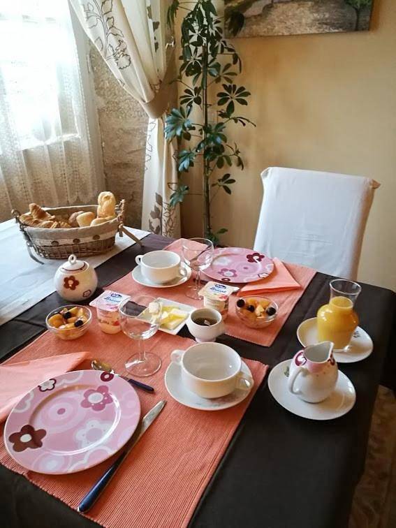 Gîte pour 2 personnes, avec vue et terrasse à Assier - 4