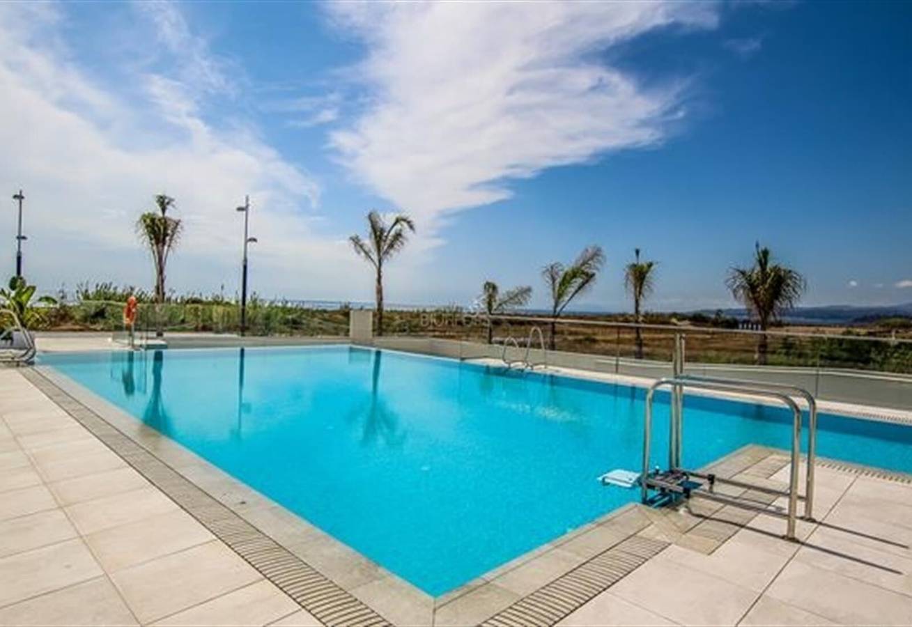 Ganze Wohnung, Apartment „Panorama Iii“ nahe dem Strand mit Pool in Torrox Costa, Torrox