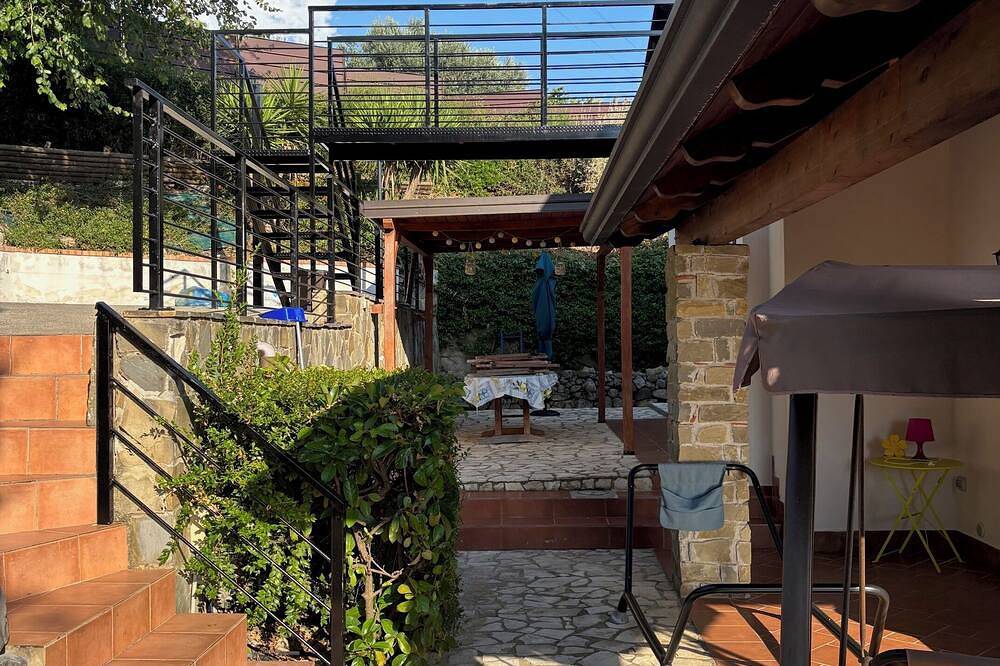 A paradise in Cilento with breathtaking views. Private swimming pool. in Giungano, Cilento