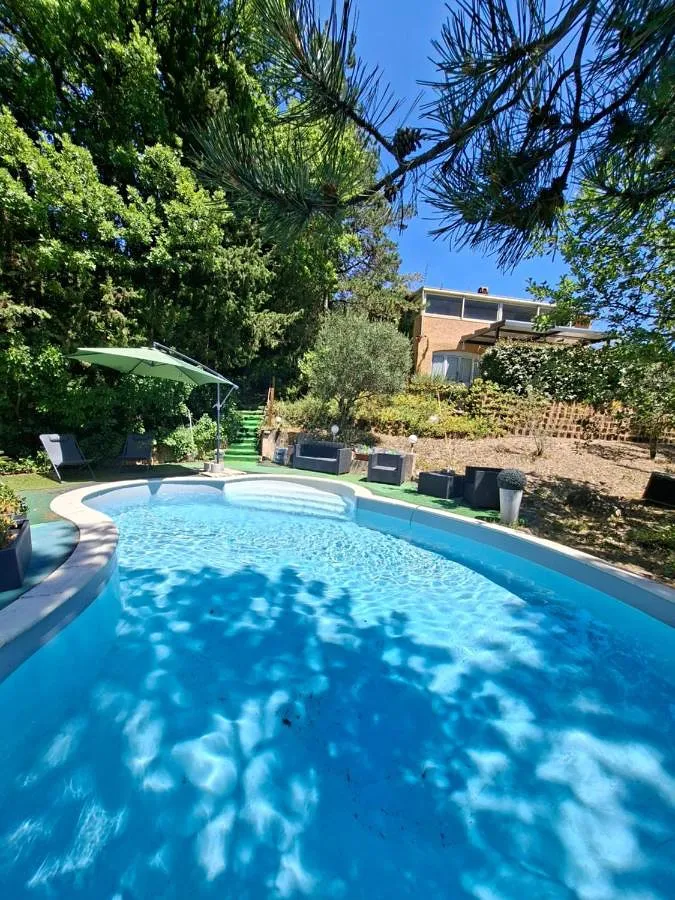Casa de vacaciones para 4 personas, con piscina además de vistas y jardín, Se admiten mascotas - 1