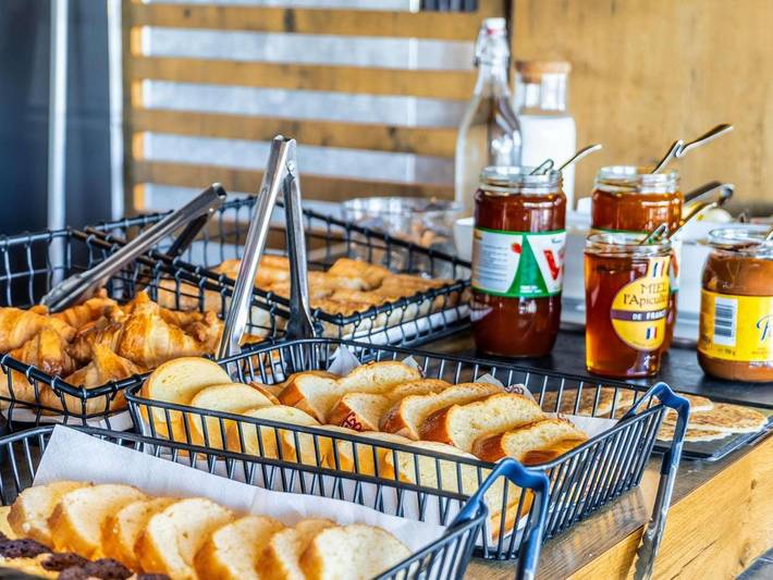 Hôtel pour 3 personnes, avec terrasse et piscine à Mouilleron-le-Captif - 3