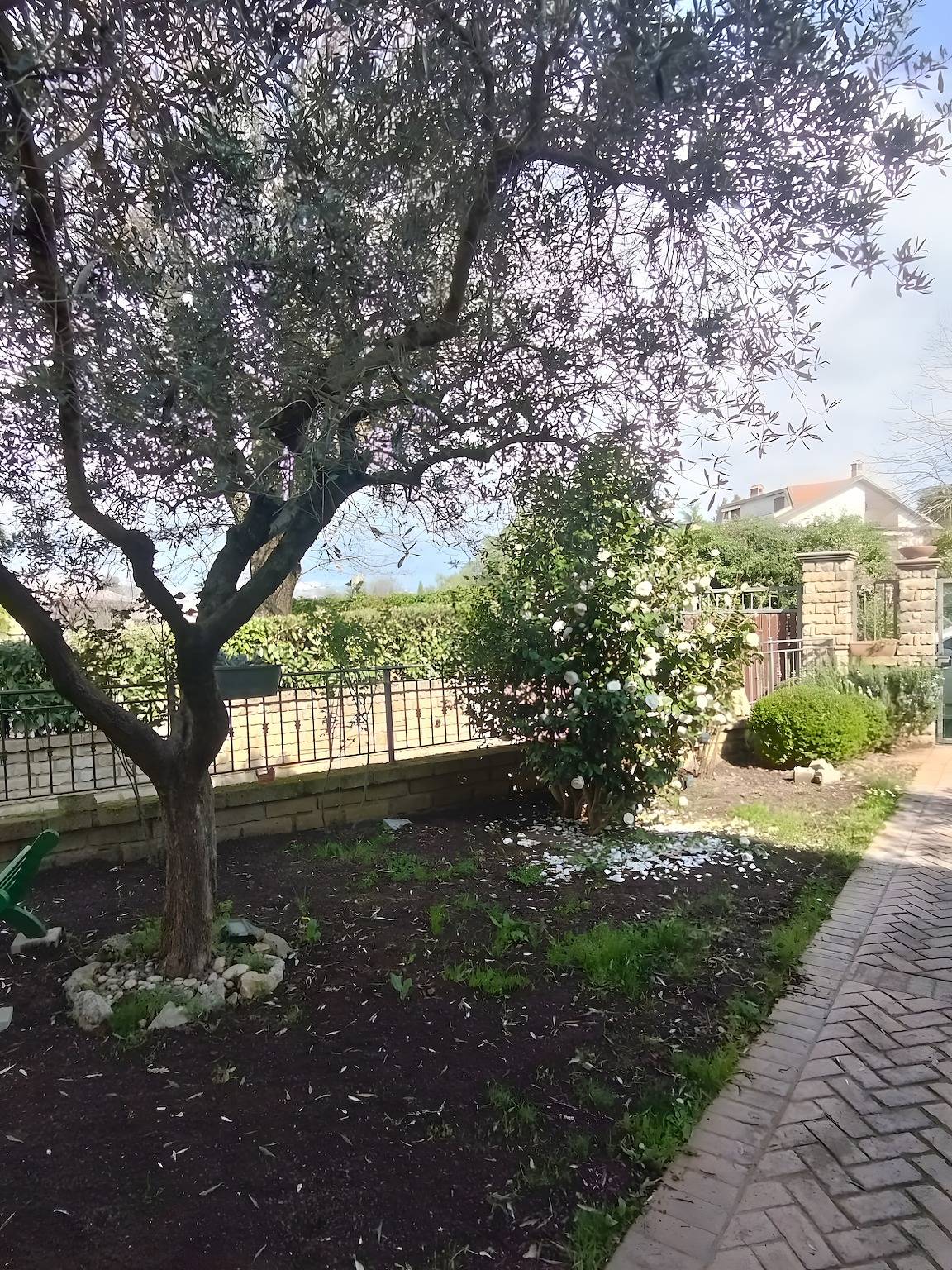 Villa 'Roverella Sutri' con terrazza privata, Wi-Fi e aria condizionata in Sutri, Provincia di Viterbo