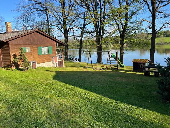 Chalet für 5 Personen, mit Ausblick und Sauna sowie Garten und Seeblick, mit Haustier in Tschechien