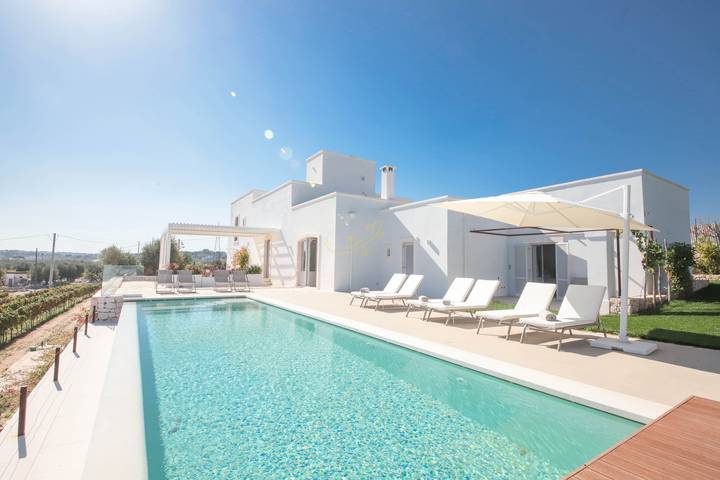 Ferienhaus für 14 Personen, mit Balkon und Terrasse sowie Garten
