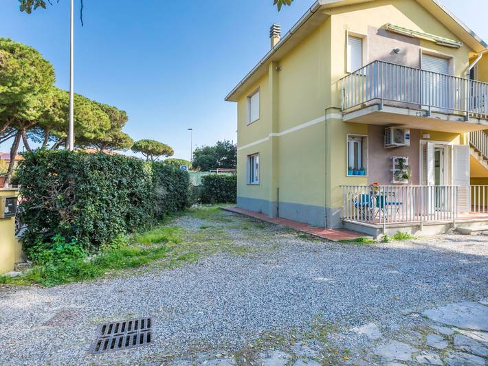Apartamento entero, Casa e Mare - Casa e Mare 590.1 in Marina di Cecina, Cecina (desambiguación)