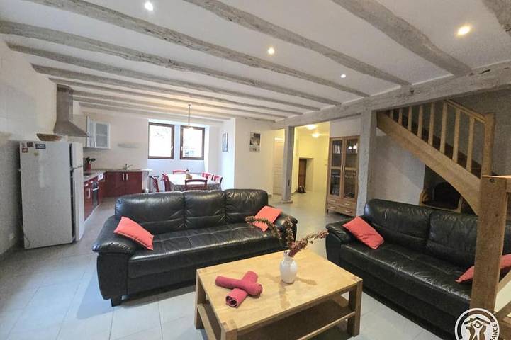 Gîte pour 9 personnes, avec jardin