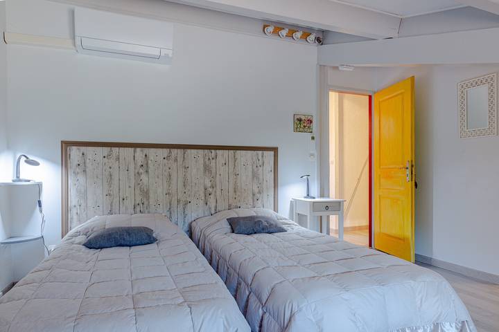 Chambre d’hôte pour 2 personnes, avec jardin en Ardèche - 2