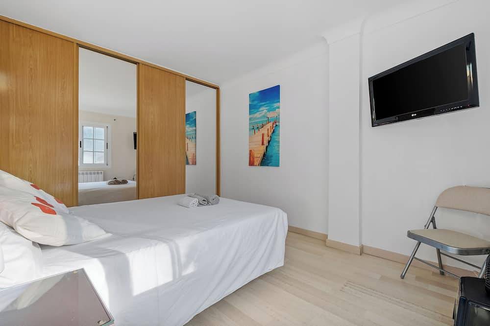 Entire apartment, Apartment with terrace in Son Armadans, Palma