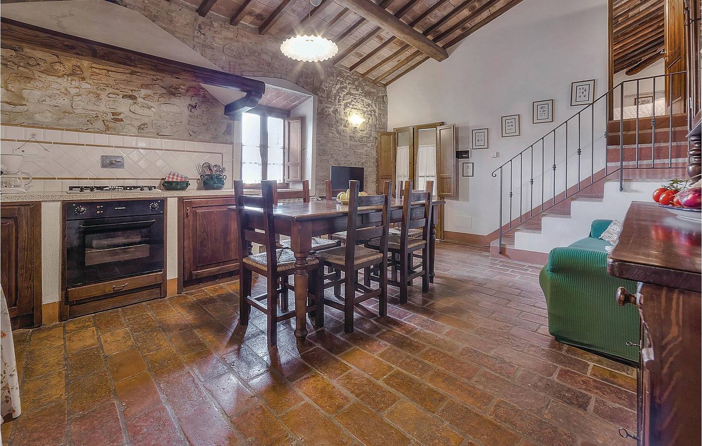 Ganze Ferienwohnung, Appartement am Pool bei Montaione in Montaione, Florenz Provinz