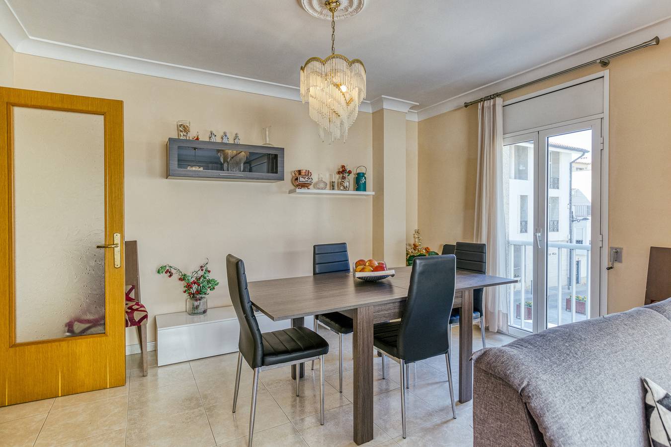 Hel lägenhet, Apartment 'La Cargolera' with Sea View, Balcony and Wi-Fi in l'Escala, Upper Empordà