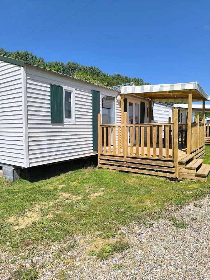 Camping pour 5 personnes, avec Terrasse