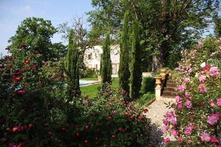Beautiful house with swimming pool, in Little Tuscany between Albi and Toulouse in Ambres (Tarn), Región de Castres
