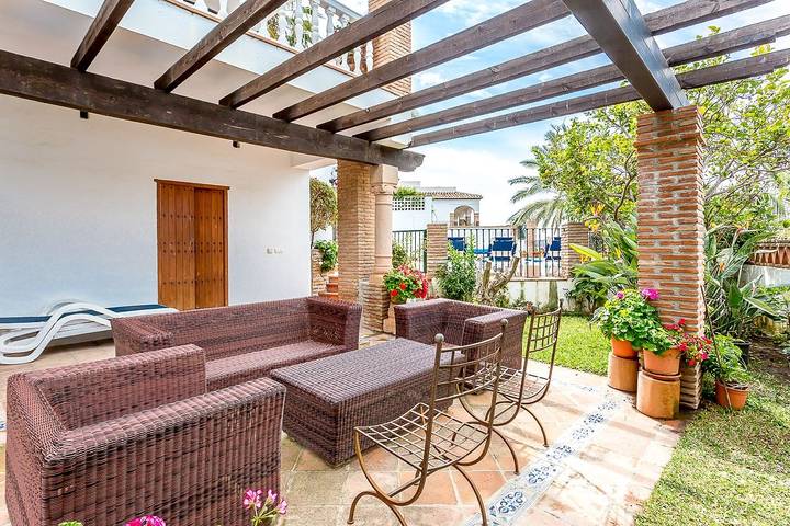 5 Bedroom Villa with Heated Pool in La Herradura in La Herradura, Almuñecar