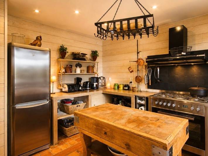 Modernes Chalet im Morvan, ideal für Familien und Freunde in Marigny-l'Église, Naturpark Morvan