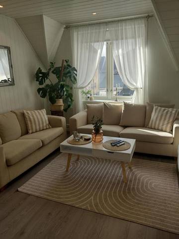 Gîte pour 4 personnes, avec vue et balcon dans Ålesund