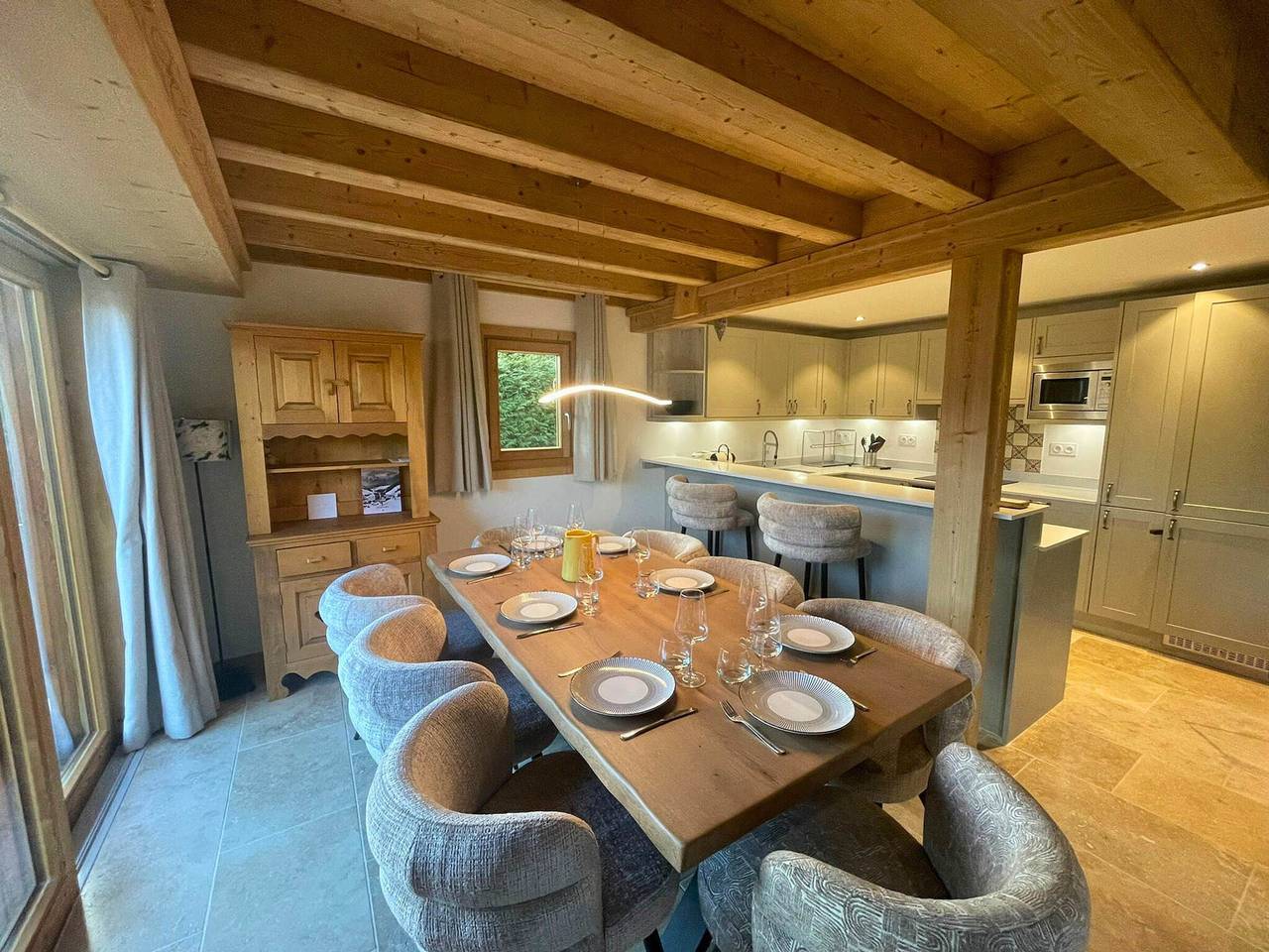 Appartement entier, Magnifique chalet 4 chambres aux Gets, vue imprenable in Les Gets, Les Portes du Soleil