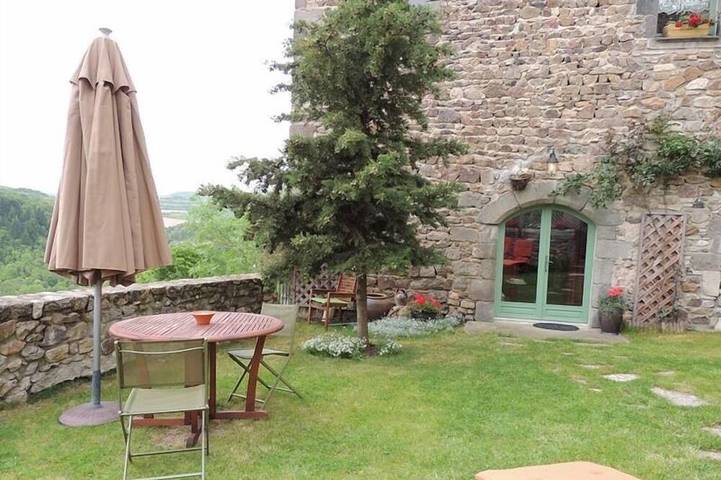 Location de vacances pour 2 personnes, avec jardin et balcon à Montaigut-le-Blanc - 4