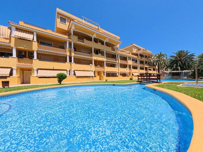 Location de vacances pour 4 personnes, avec Terrasse ainsi que Jardin et Bassin pour enfant à Dénia