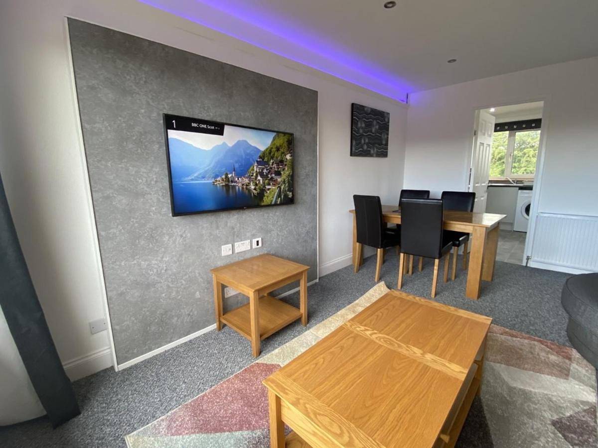 Entire apartment, Two-Bedroom Apartment in Dunfermline, Fife region