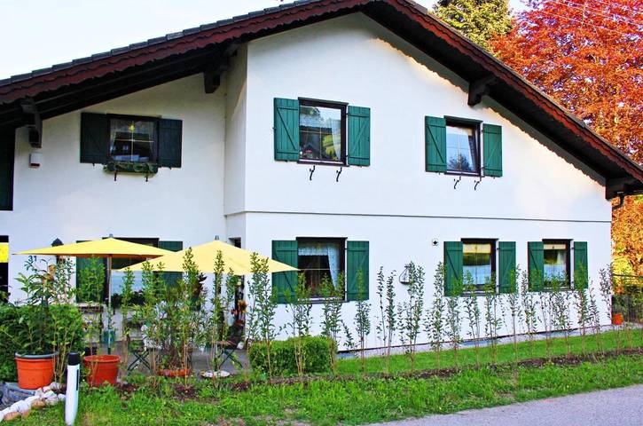 Ferienwohnung für 4 Personen, mit Balkon und Garten sowie Ausblick und Seeblick in Straß im Attergau - 3
