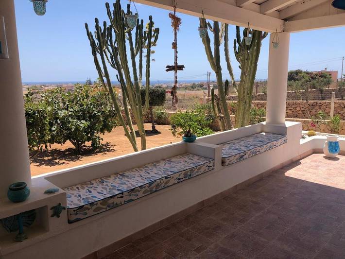 Location de vacances pour 6 personnes, avec jardin et vue dans Lampedusa - 2