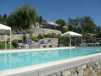 Rustico per 3 persone, con panorama e giardino nonché piscina, con animali domestici - 1
