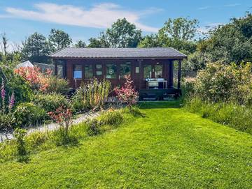 Glamping for 4 People in Ceredigion, Mid-Wales, Photo 4