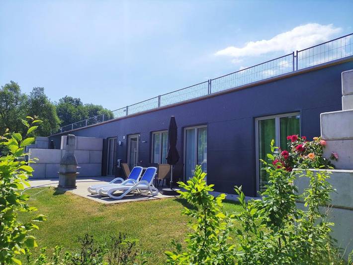 Ferienwohnung für 4 Personen, mit Terrasse und Garten sowie Pool und Ausblick in Wiesentheid