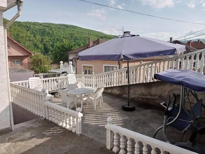 Gîte pour 4 personnes, avec terrasse dans Kursumlija - 2