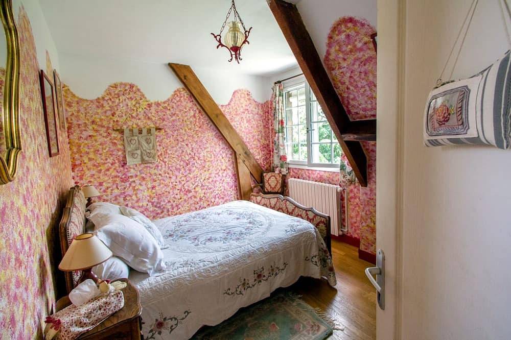 Gîte familial au bord de l'eau, 9 pers, 3 sdb, cheminée, 10 km de Dieppe in Offranville, Région de Dieppe