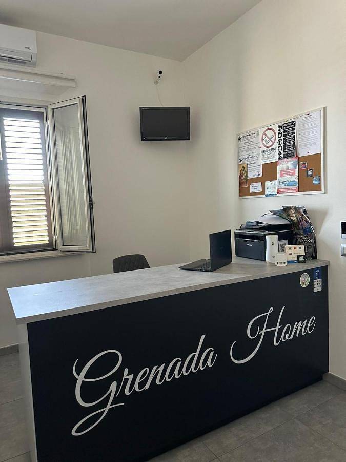 Chambre d’hôte pour 3 personnes, avec vue et jardin à Praia a Mare - 3