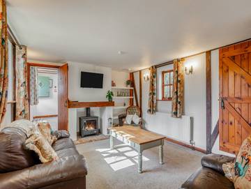 Log Cabin for 4 People in Cambridgeshire, East of England, Photo 1