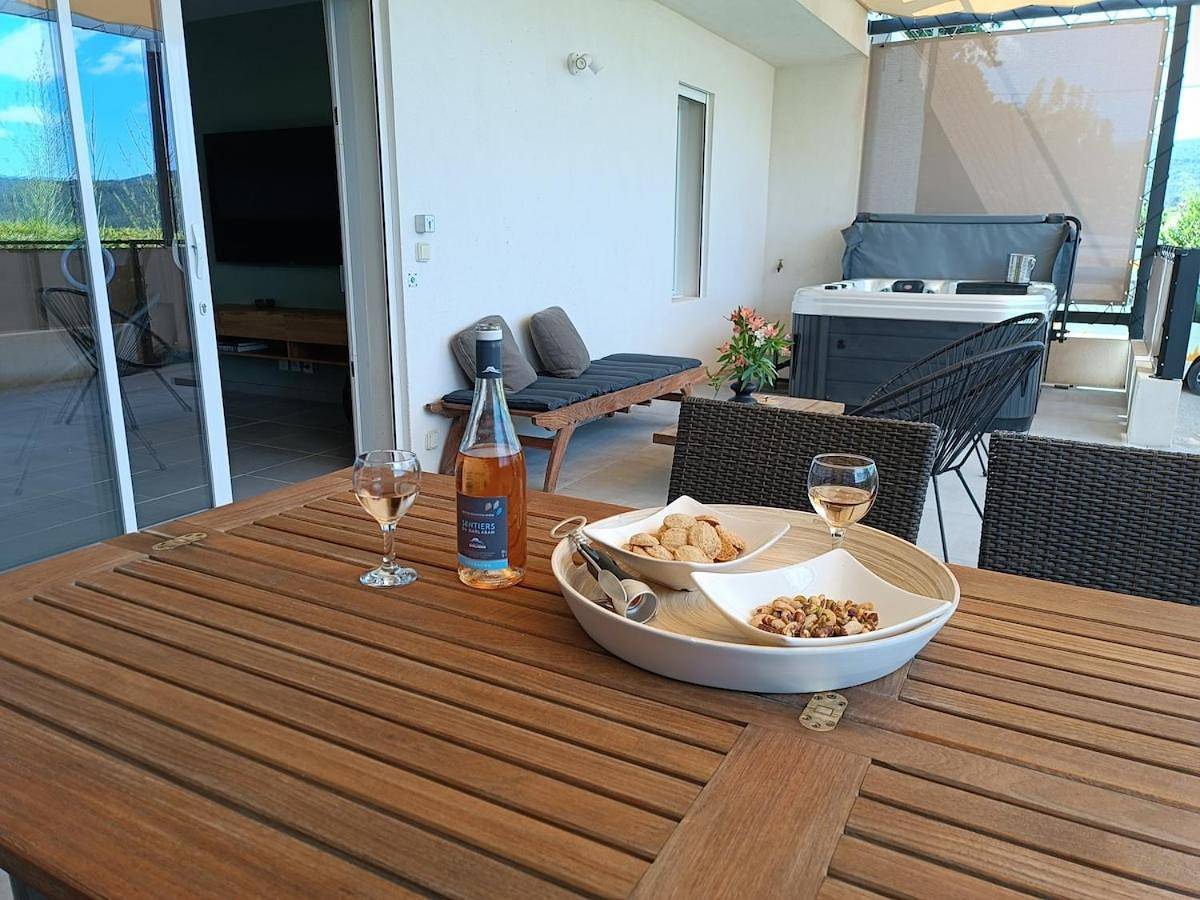Appartement entier, Bains & Rituels de Saint Clair Loft Sento & Spa in Saint-Zacharie, Côte méditerranéenne (France)