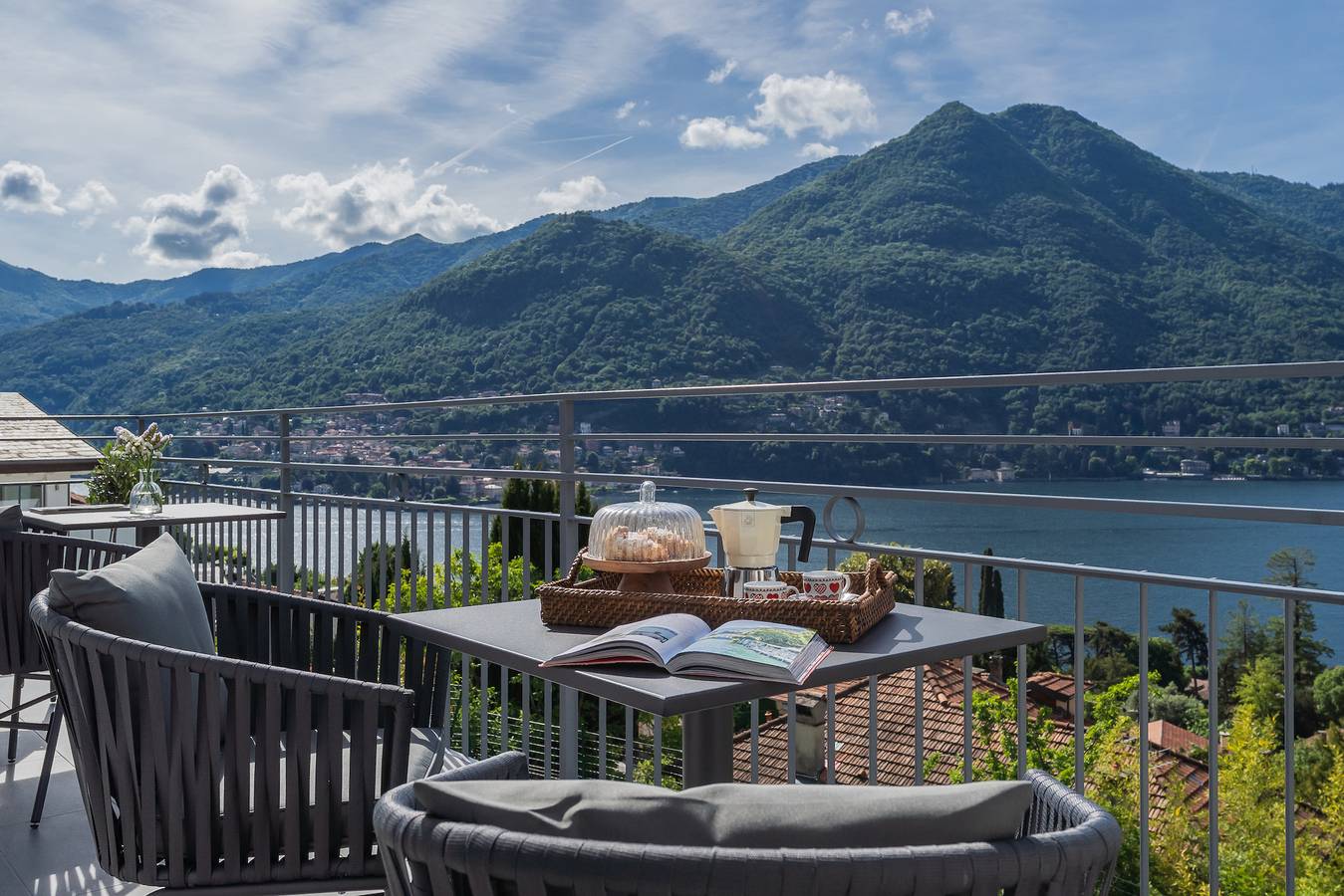 Ganze Wohnung, Villa Caterina-Rubino Lake View Terrace in Moltrasio, Comer See