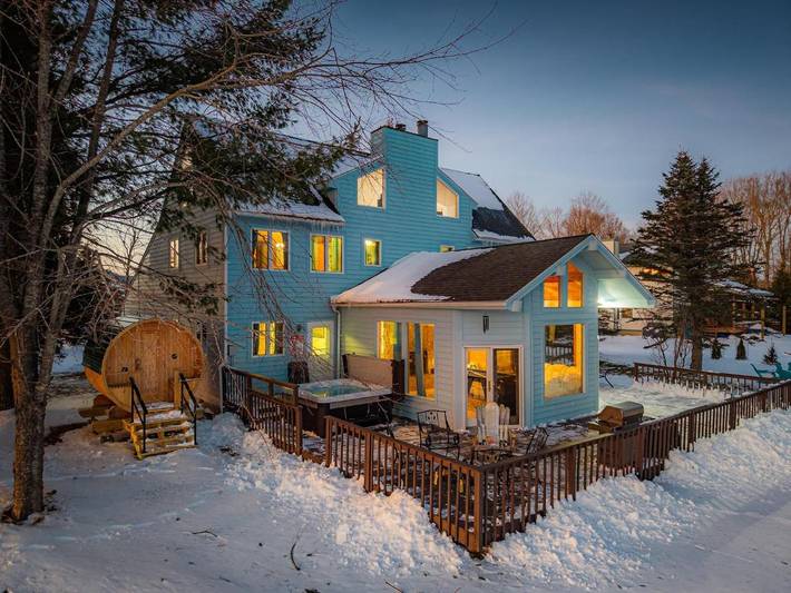 Dom dla 14 osób, z balkon i sauna oraz jacuzzi w Wirginia Zachodnia