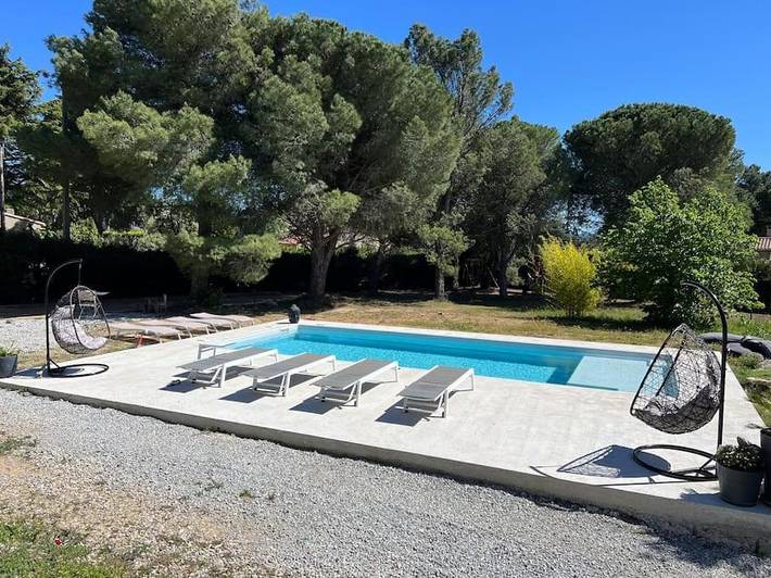 Maison de vacances pour 10 personnes, avec vue ainsi que terrasse et piscine - 1