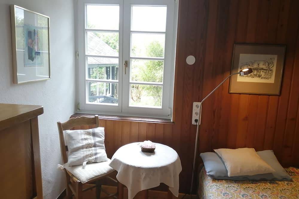 Gemütliches Cottage mit Seeblick und grossem Garten in Langscheid (Sorpesee), Sundern