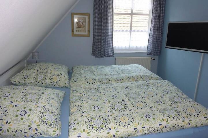 Ferienhaus für 4 Personen, mit Garten und Terrasse in Carolinensiel - 3