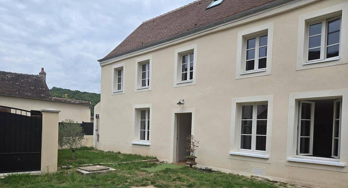 Appartement entier, Le Clos Malou cœur de Thomery 3 chambres 1 à 9 pers in Thomery, Seine-et-Marne