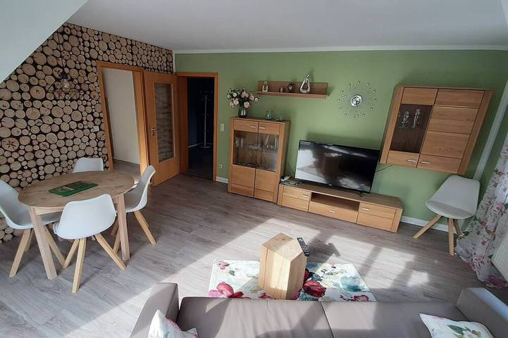 Ferienwohnung für 5 Personen, mit Balkon und Garten