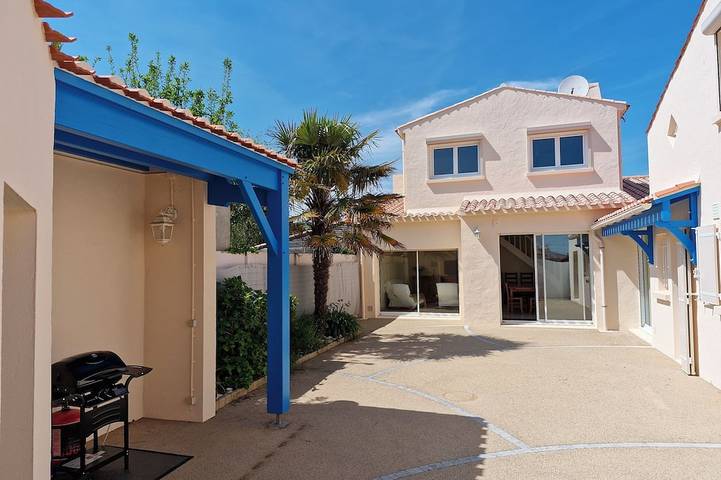 Ferienhaus für 9 Personen, mit Terrasse - 1