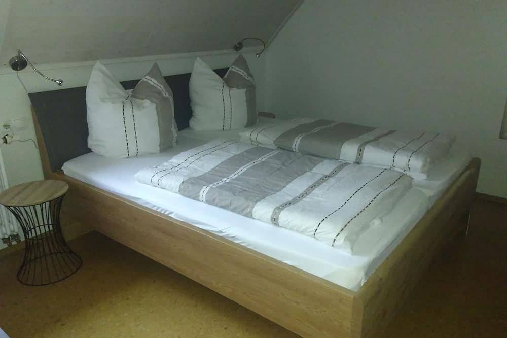 Ganze Wohnung, Ferienwohnung 60qm, 2 Schlafräume , max. 4 Pers. in Zell am Harmersbach, Mittlerer Schwarzwald