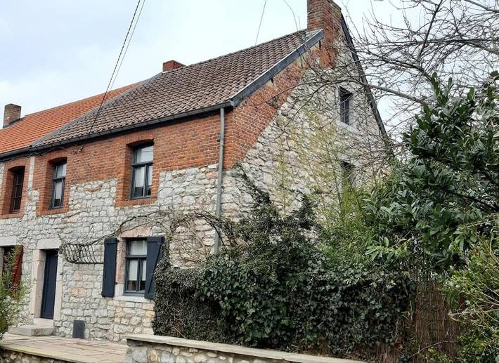 Location de vacances pour 4 personnes, avec jardin et terrasse à Doische - 3