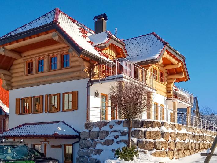 Ferienwohnung für 7 Personen, mit Balkon und Sauna sowie Ausblick und Garten in Rems-Murr-Kreis