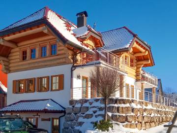 Ferienwohnung für 7 Personen, mit Balkon und Sauna sowie Ausblick und Garten in Rems-Murr-Kreis