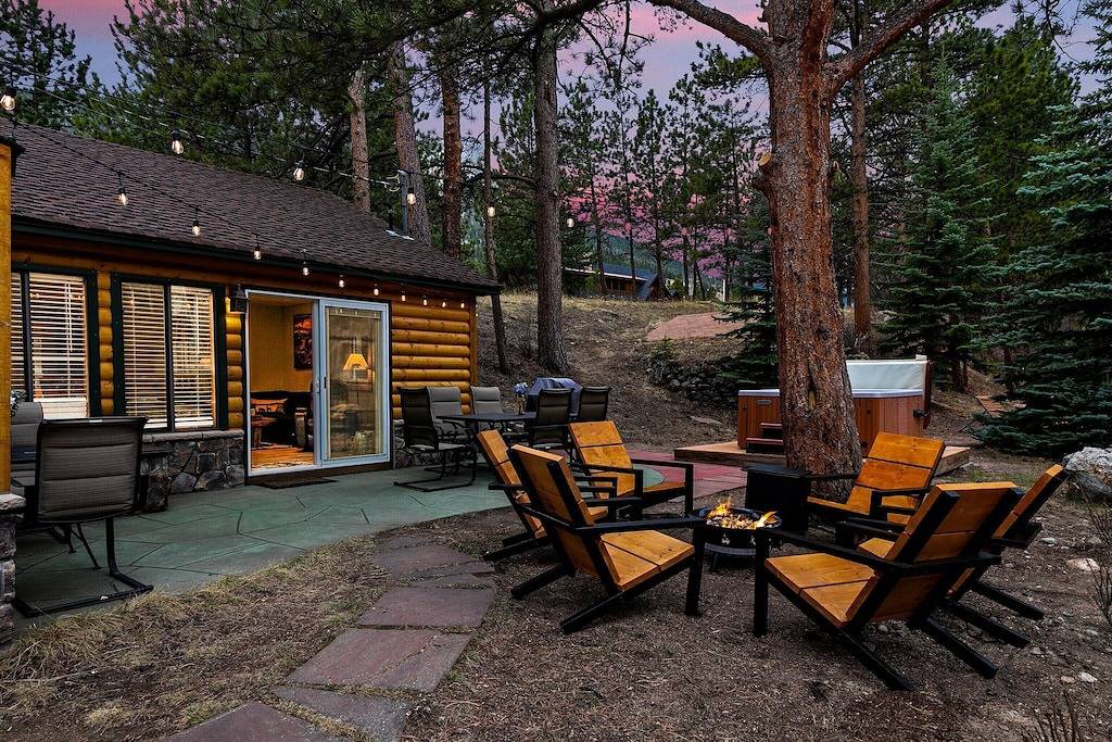 Vacation House for 8 Guests in Estes Park, Larimer County