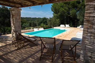 Ferienhaus für 2 Personen, mit Garten und Pool sowie Ausblick, mit Haustier in Ceglie Messapica
