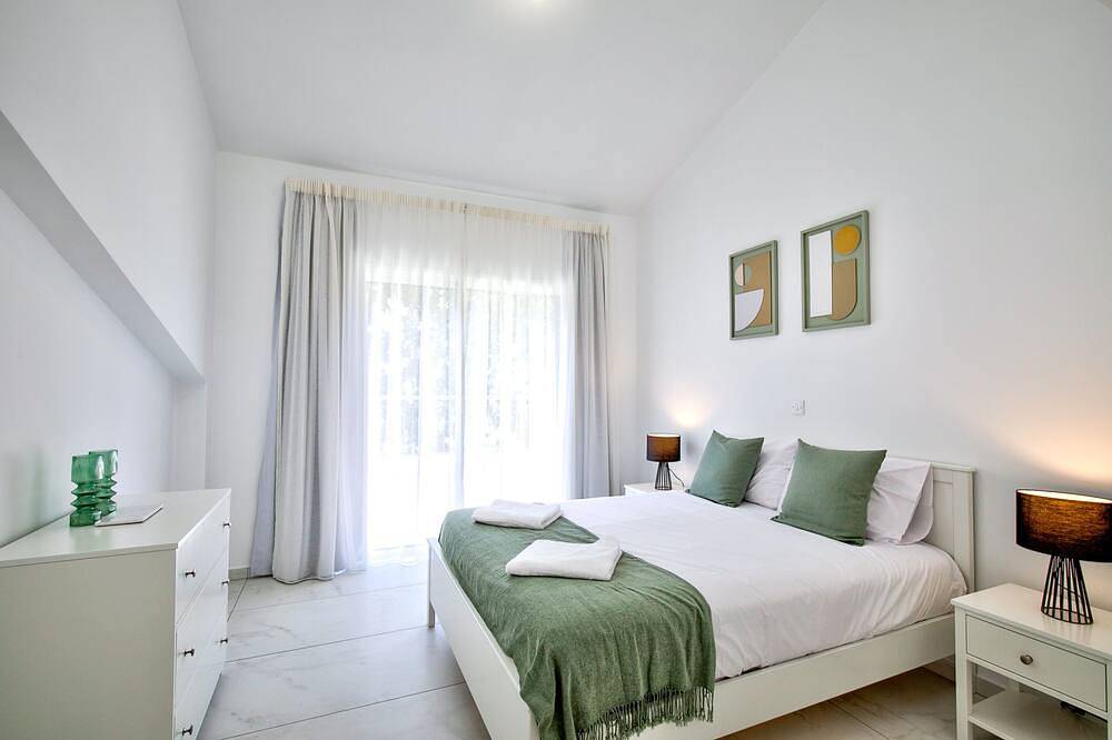 Deluxe-Villa-Gartenblick-Eigenes Badezimmer in Paphos, Südzypern