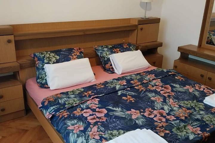 Holiday Home Marina - Two Bedroom Holiday Home with Terrace in Jablanac, Naturpark Velebit