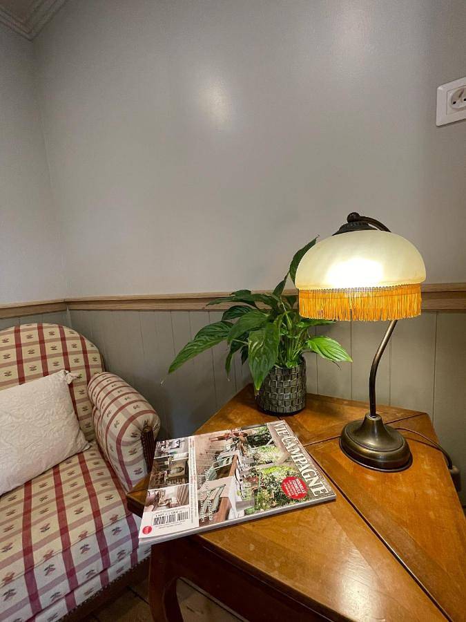 Location de vacances pour 2 personnes, avec terrasse et jardin à Arnac-la-Poste - 4